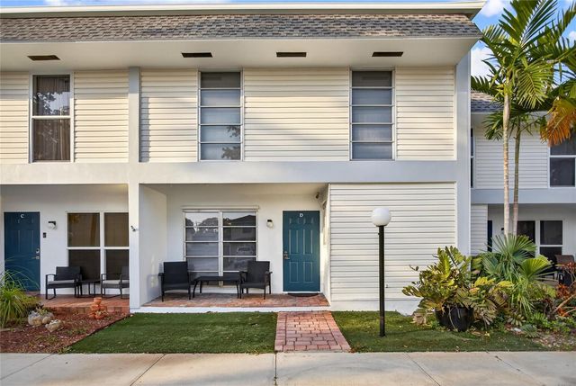 3331 Farragut Street 8d, Hollywood, FL 33021