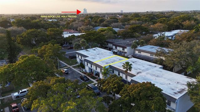 3331 Farragut Street 8d, Hollywood, FL 33021