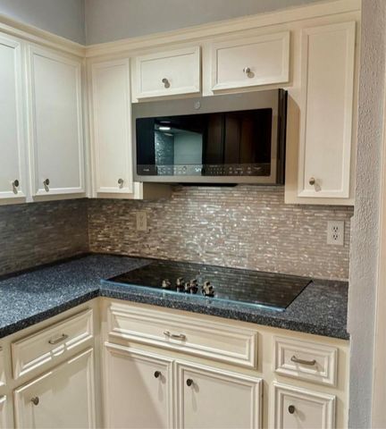 7655 S Braeswood Boulevard 45, Houston, TX 77071