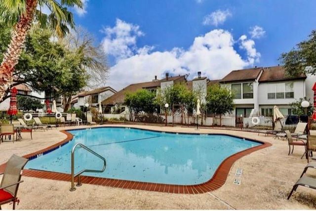 7655 S Braeswood Boulevard 45, Houston, TX 77071