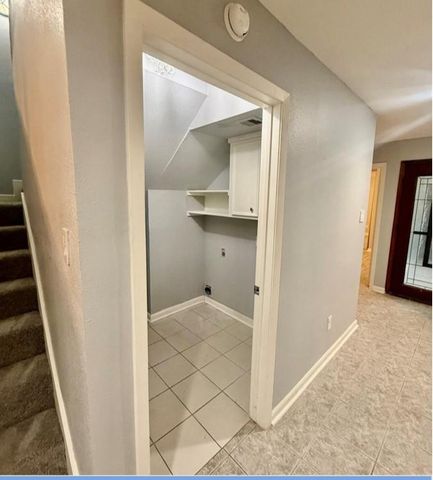 7655 S Braeswood Boulevard 45, Houston, TX 77071