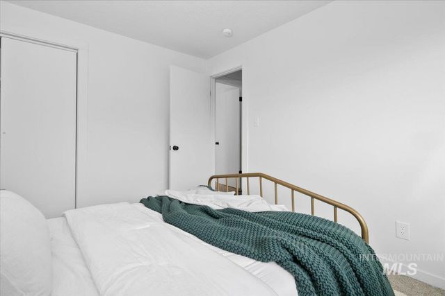 520 Harmon Way, Middleton, ID 83644