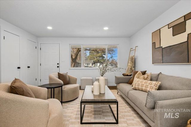 520 Harmon Way, Middleton, ID 83644