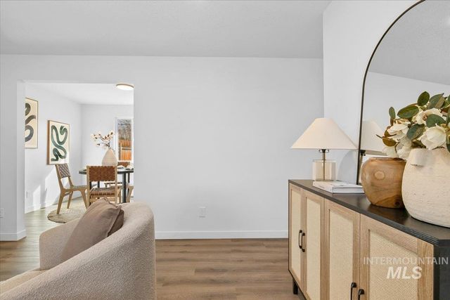 520 Harmon Way, Middleton, ID 83644