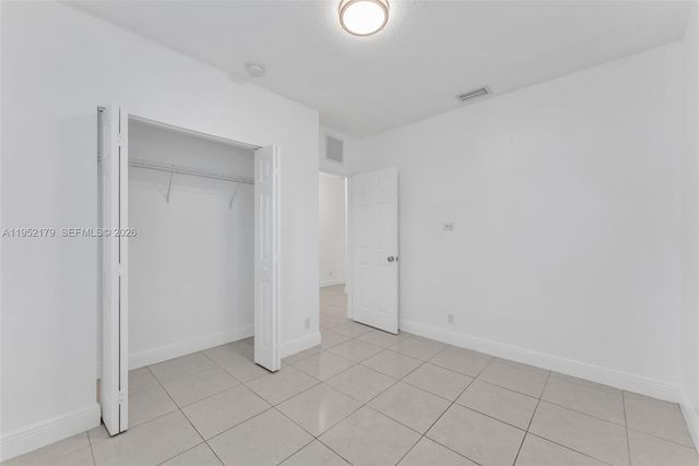 1930 NW 184th St, Miami Gardens, FL 33056