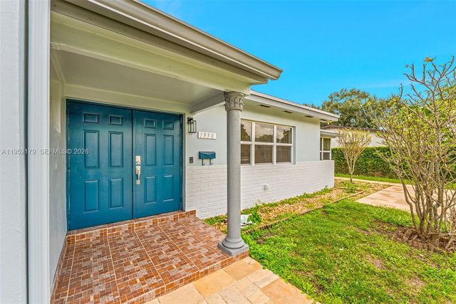 1930 NW 184th St, Miami Gardens, FL 33056