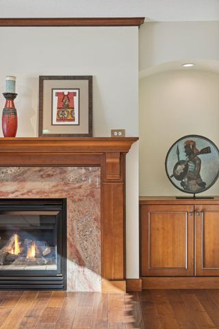 2717 Edgewater Bay, Woodbury, MN 55125