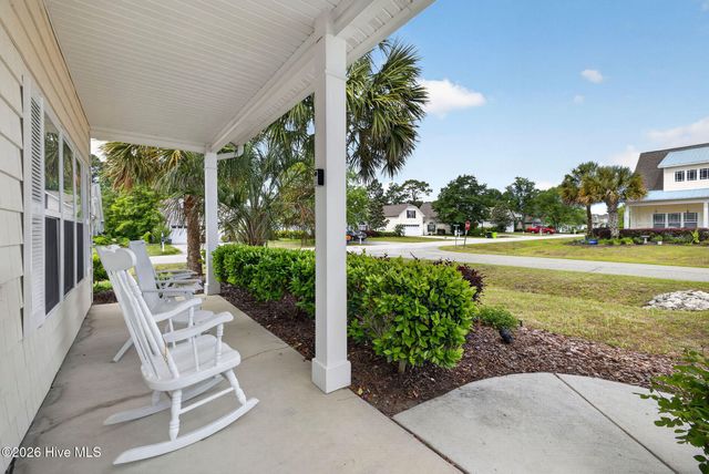 100 Painted Bunting Court, Hampstead, NC 28443
