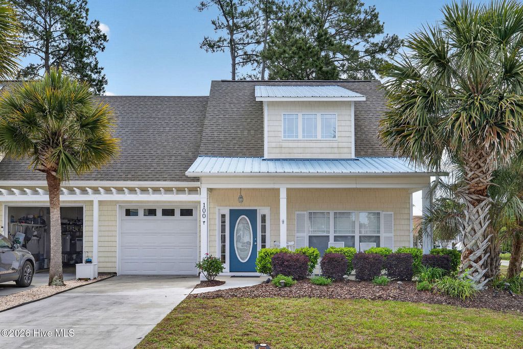 100 Painted Bunting Court, Hampstead, NC 28443