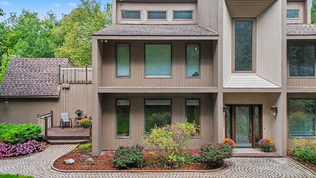 78718 Pearl Drive, Bruce Twp, MI 48065