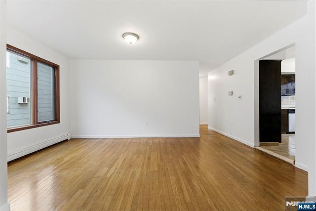 443 5th Street 1, Palisades Park, NJ 07650