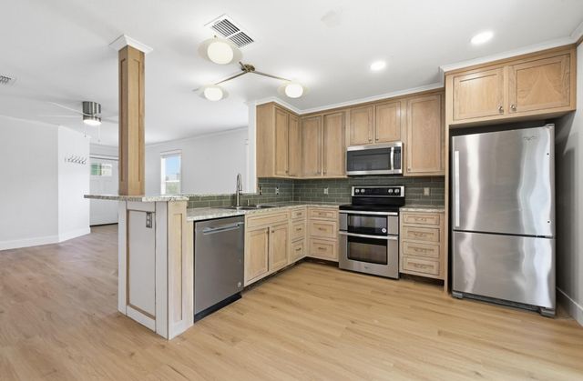 1621 Coriander DR, Austin, TX 78741