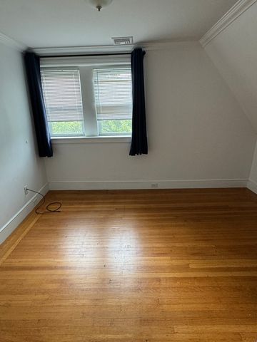 1798 Beacon St. 3, Brookline, MA 02445