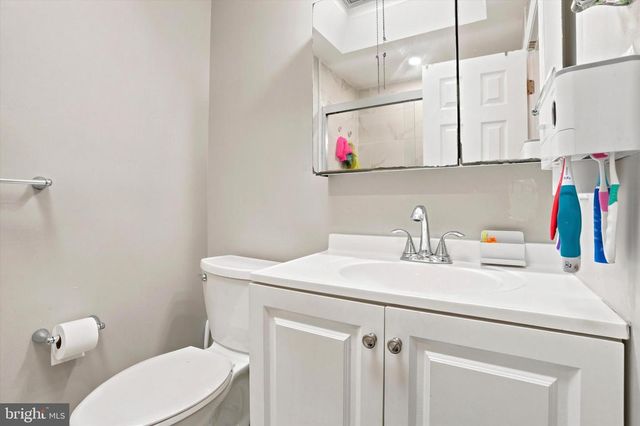 3435 VINTON RD, Philadelphia, PA 19154