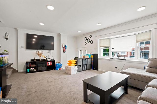 3435 VINTON RD, Philadelphia, PA 19154