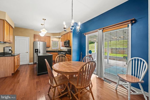 4036 LOMAR DR, Mount Airy, MD 21771