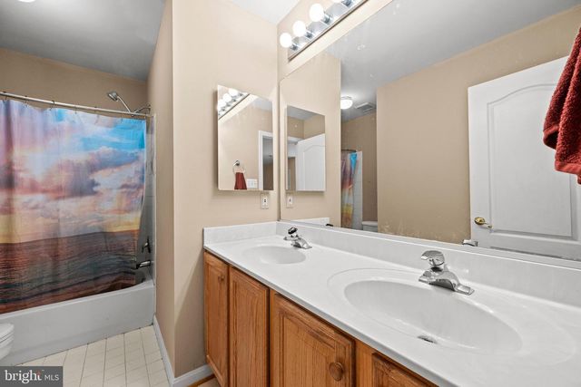 4036 LOMAR DR, Mount Airy, MD 21771