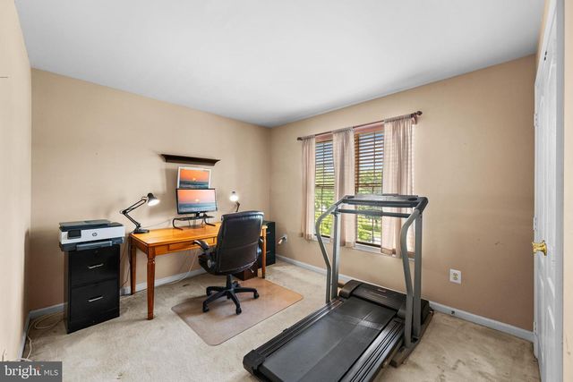 4036 LOMAR DR, Mount Airy, MD 21771