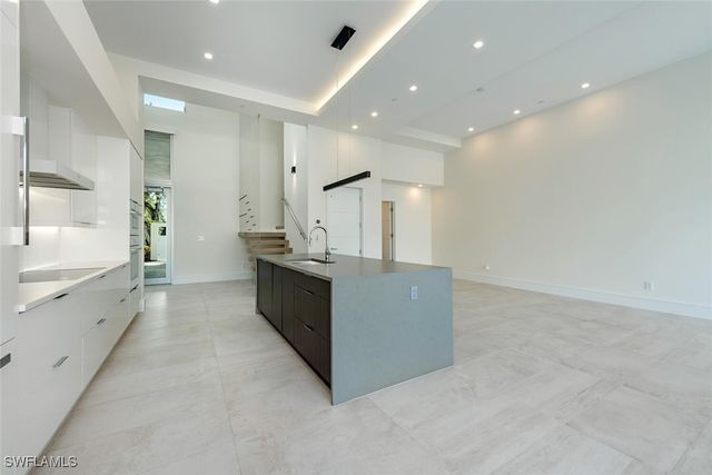 1559 CHESAPEAKE AVE, Naples, FL 34102