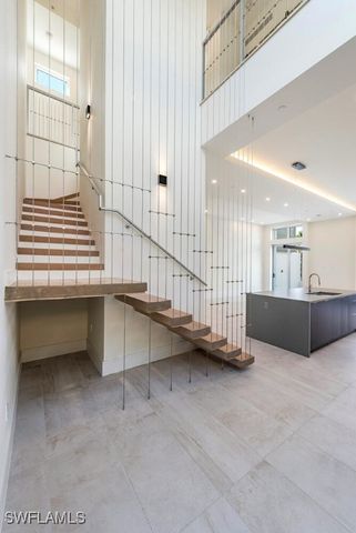 1559 CHESAPEAKE AVE, Naples, FL 34102