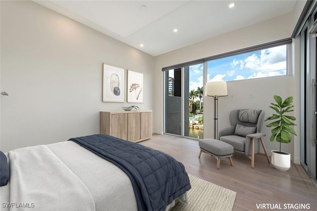 1559 CHESAPEAKE AVE, Naples, FL 34102