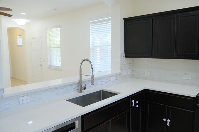 2880 Donnell DR 801, Round Rock, TX 78664
