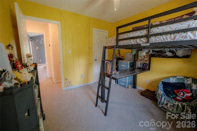 7 Dogwood Lane, Asheville, NC 28803