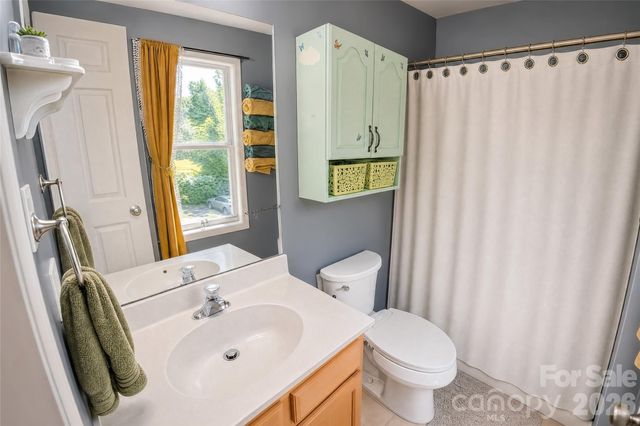 7 Dogwood Lane, Asheville, NC 28803