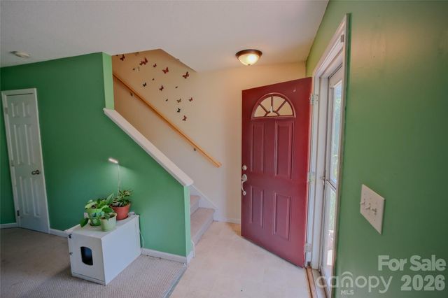 7 Dogwood Lane, Asheville, NC 28803