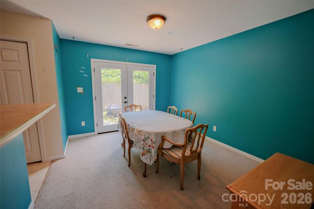 7 Dogwood Lane, Asheville, NC 28803