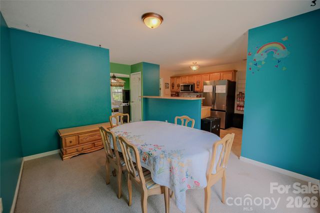 7 Dogwood Lane, Asheville, NC 28803