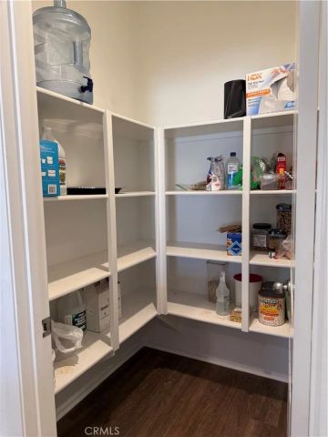 996 Forster, Hemet, CA 92543