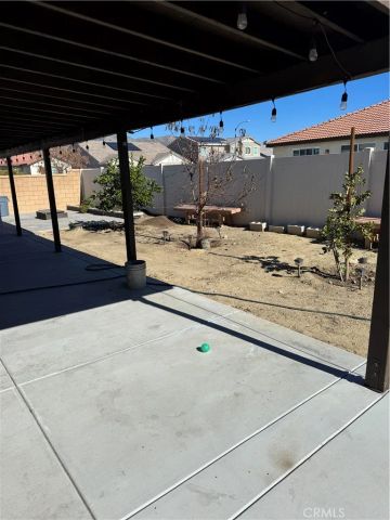 996 Forster, Hemet, CA 92543