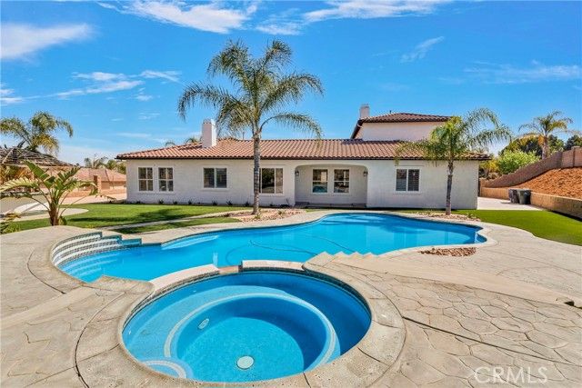 7945 Horizon View Drive, Riverside, CA 92506