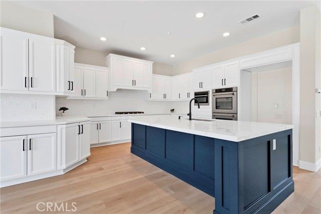 7945 Horizon View Drive, Riverside, CA 92506