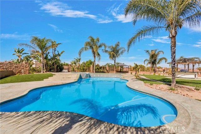 7945 Horizon View Drive, Riverside, CA 92506