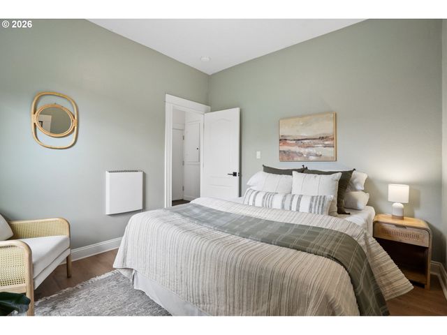 2345 Se CLINTON St, Portland, OR 97202