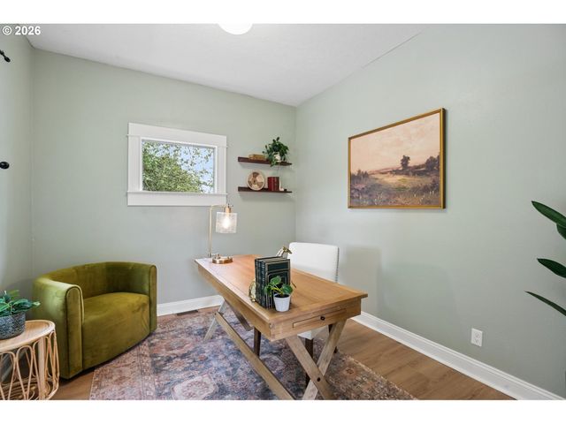 2345 Se CLINTON St, Portland, OR 97202