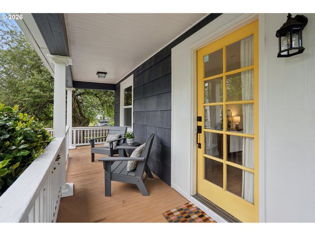 2345 Se CLINTON St, Portland, OR 97202
