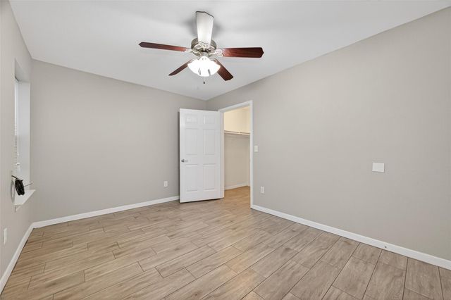 10226 Ella Falls Boulevard, Houston, TX 77038