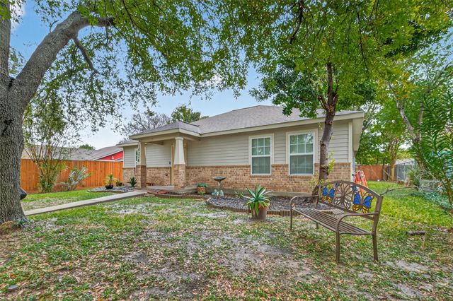 10226 Ella Falls Boulevard, Houston, TX 77038
