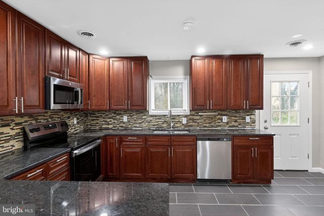 1602 LORIMER RD, Glen Burnie, MD 21061