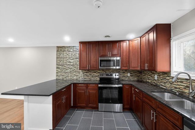 1602 LORIMER RD, Glen Burnie, MD 21061
