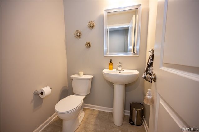 702 Carriage Lane, West Seneca, NY 14224