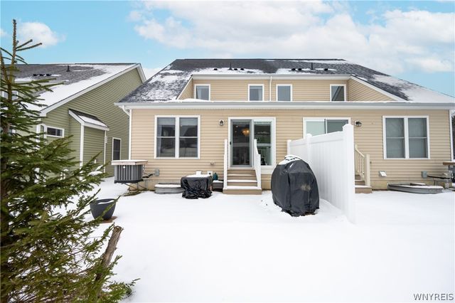 702 Carriage Lane, West Seneca, NY 14224