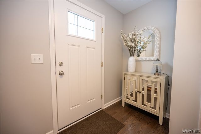 702 Carriage Lane, West Seneca, NY 14224