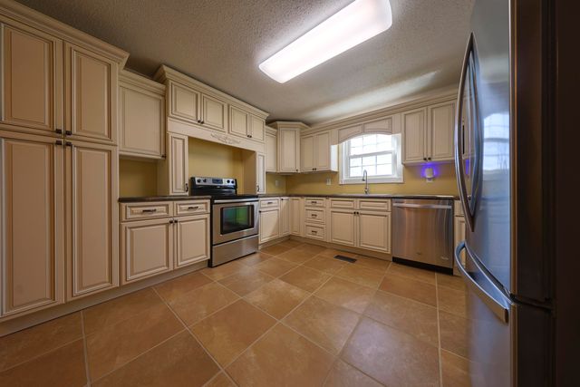 601 Moberly Bend Road, Corbin, KY 40701