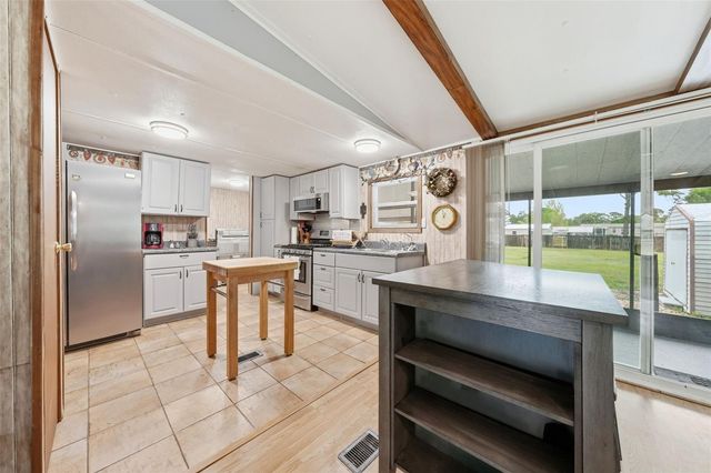 7003 W SEDAN COURT, Homosassa, FL 34446