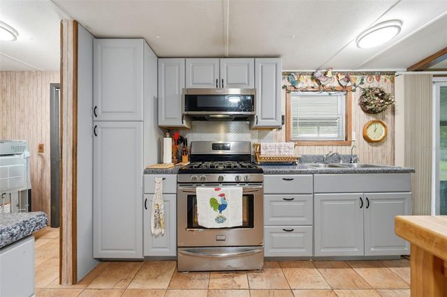 7003 W SEDAN COURT, Homosassa, FL 34446