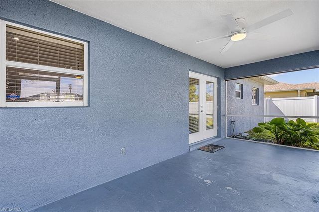 423 SE 23rd ST, Cape Coral, FL 33990